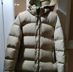 Aritzia women super puff